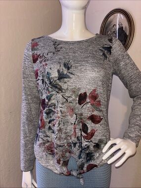 Floral Print Gray Long Sleeve Tee
